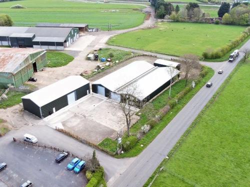 Chipping Warden Barns, Appletree Road, Chipping Warden, Banbury, OX17