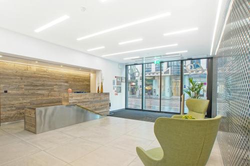 69 Leadenhall Street, City, London, EC3A