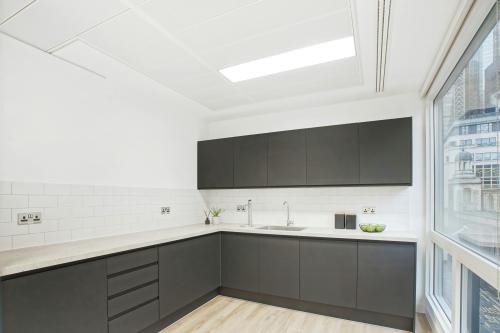 69 Leadenhall Street, City, London, EC3A