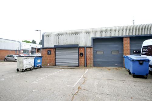 Unit 9, Sheddingdean Business Centre, Marchants Way, Burgess Hill, RH15