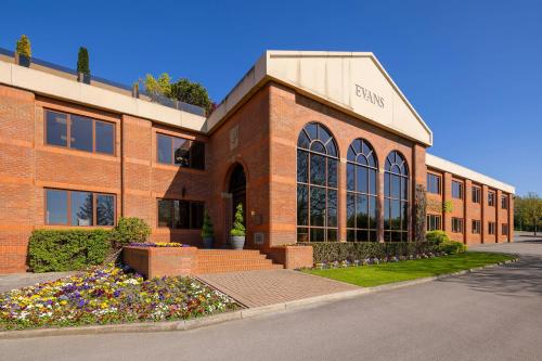 Millshaw, Beeston, Leeds, LS11