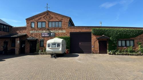 Runway Farm, Honiley Road, Kenilworth, CV8