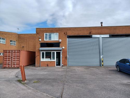Unit 5, Rutherford Way Industrial Estate, Rutherford Way, Crawley, RH10