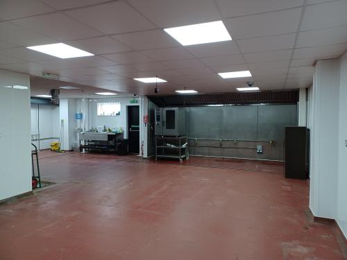 Unit 5, Rutherford Way Industrial Estate, Rutherford Way, Crawley, RH10