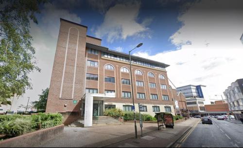Consort House, 5-7 Queensway, Redhill, RH1
