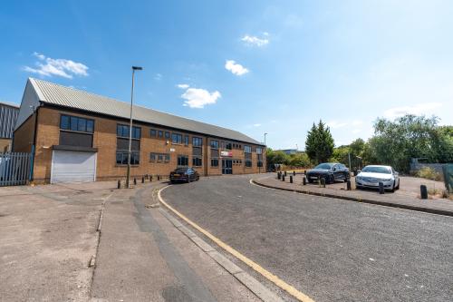 39a Highmeres Road, Thurmaston, Leicester, LE4