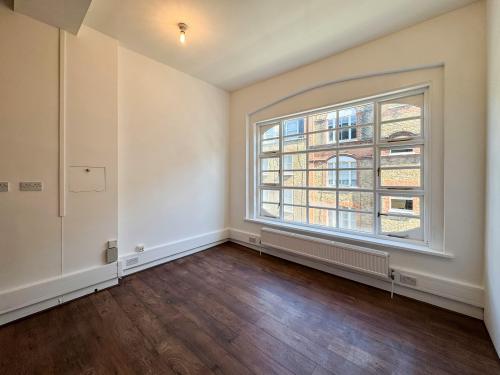 32-33 Gosfield Street, Fitzrovia, London, W1W