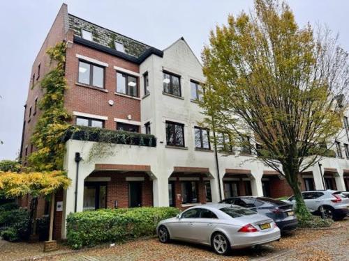 3-4 Twyford Place, Lincolns Inn Office Village, Lincoln Road, High Wycombe, HP12
