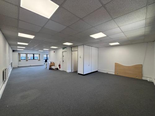 Unit 2, Mountbatten Business Centre, Millbrook Road East, Southampton, SO15