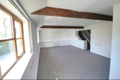 Unit 1 Little Burchetts Farm, Haywards Heath, RH16