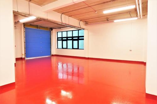 Unit 8 Firmdale Village, Ryan Drive, Brentford, TW8