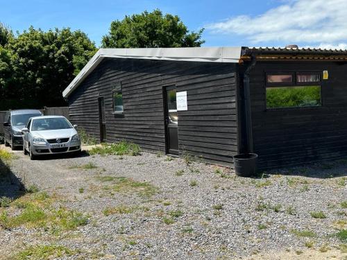 Batchmere Workshops, First Avenue, Batchmere, Chichester, PO20