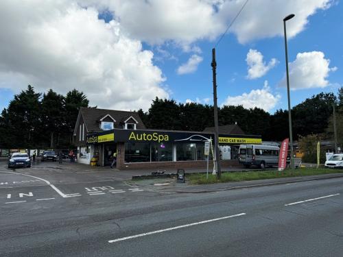 133-145 Botley Road, North Baddesley, Southampton, SO52