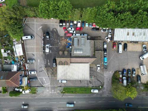 133-145 Botley Road, North Baddesley, Southampton, SO52