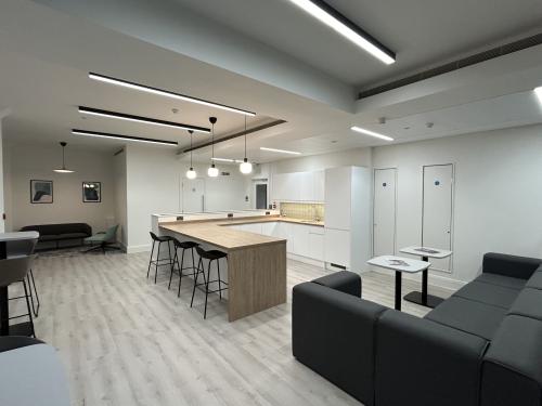 20-23 Holborn, Holborn, London, EC1N