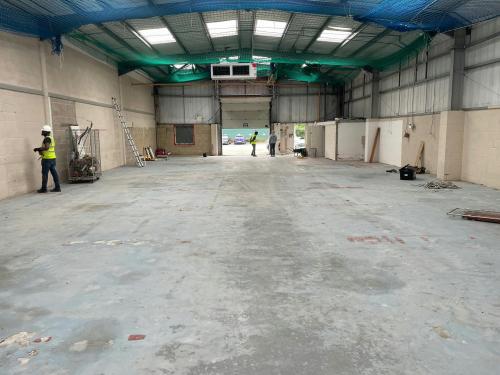 Unit 21, Riverpark Industrial Estate, Ampere Road, Newbury, RG14