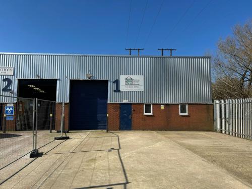 Unit 1, Brookway Trading Estate, Brookway, Newbury, RG14