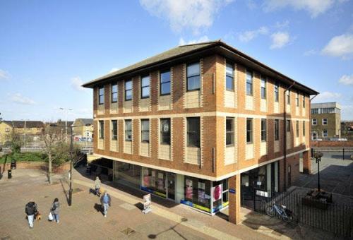 Albany House, 162-168 High Street, Waltham Cross, EN8