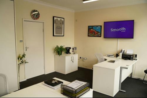 Tidbury Green Garage, Tidbury Green, Solihull, B90