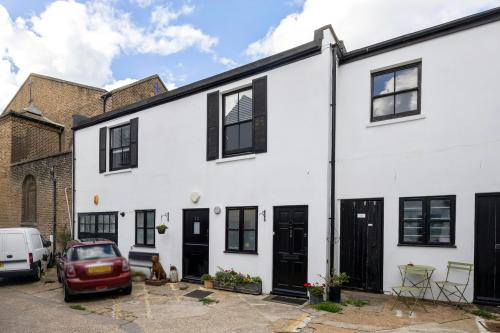 Unit 12, Chapel Mews, Hove, BN3