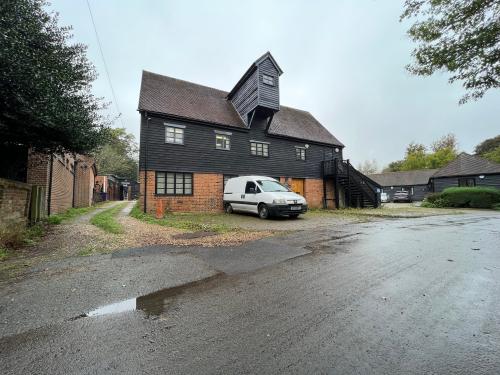 Fulling Mill, Fulling Mill Lane, Welwyn, AL6