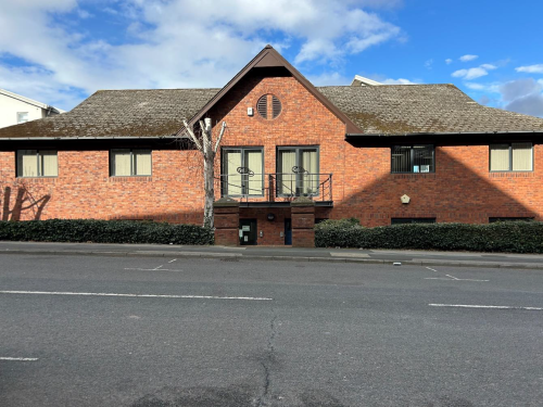 5/6, Northwest Business Park, Servia Hill, Leeds, LS6