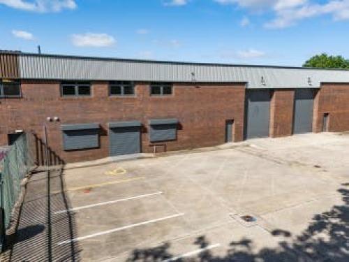 Units 10 & 11, Maybrook Industrial Park, Castleton Road, Leeds, LS12
