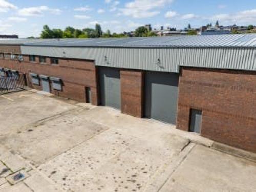 Units 10 & 11, Maybrook Industrial Park, Castleton Road, Leeds, LS12