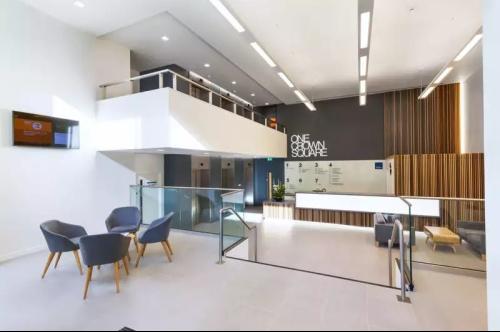 One Crown Square, Woking, GU21