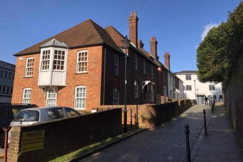 Waltham House, Guildford, GU1