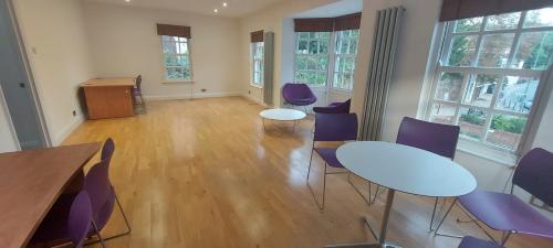 Waltham House, Guildford, GU1