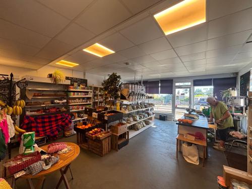 1 Warren Way, Woodingdean, Brighton, BN2