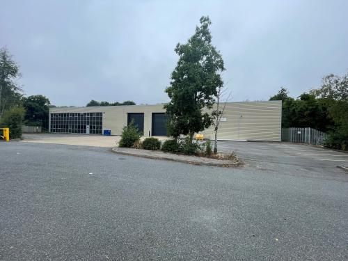 A Ashford Business Park, Foster Road, Sevington, Ashford, TN24