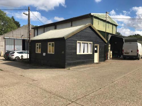 Unit 3, Loseley Park, Guildford Surrey, GU3
