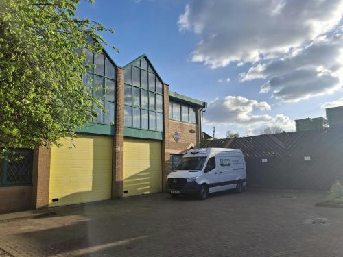 Unit 7, Brickfields Industrial Park, Bracknell, RG12