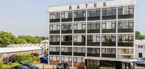 Units Bates Business Centre, Church Road, Harold Wood, RM3