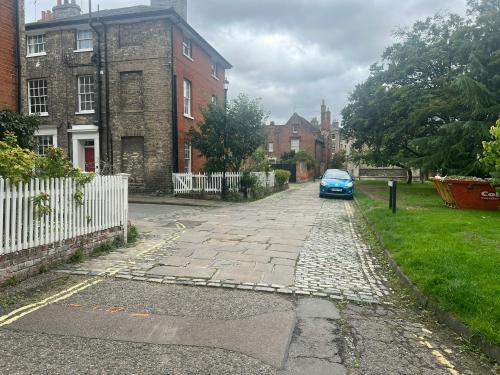 8 Queen Street, Hadleigh, IP7