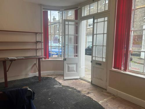 8 Queen Street, Hadleigh, IP7
