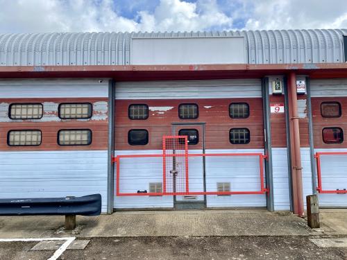 Unit 9 Acacia Close, Cherrycourt Way, Leighton Buzzard, LU7