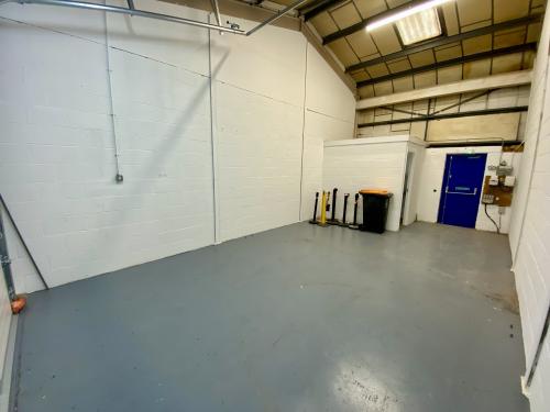 Unit 18 Acacia Close, Cherrycourt Way, Leighton Buzzard, LU7