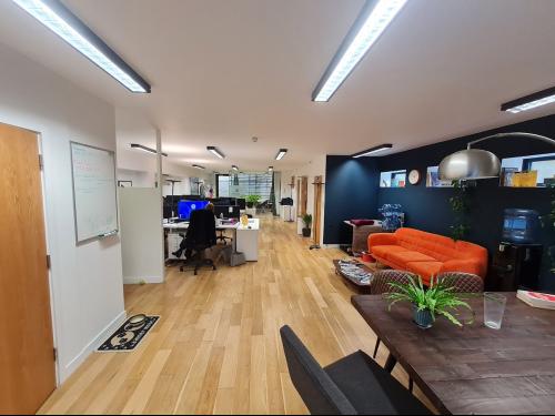 Unit 2 The Studio, Pooley Drive, East Sheen, London, SW14