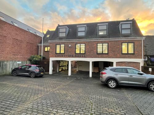 Courtyard House, Liston Road, Marlow, SL7
