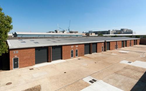 Unit 14, Warnford Business Centre, Clayton Road, Hayes, UB3
