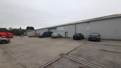 Unit A+B, Saltsgrounds Road, Brough, HU15