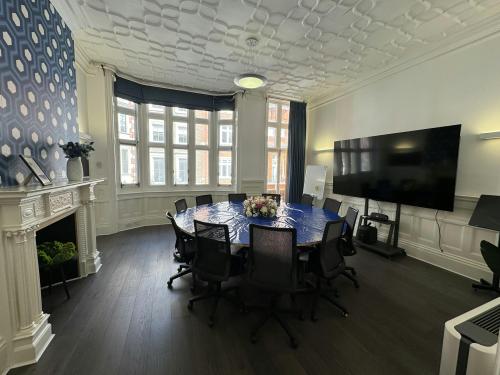 54 Welbeck Street, Marylebone, London, W1G
