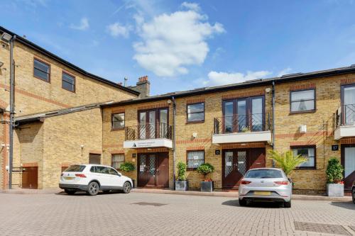 Unit 13, Abbeville Mews, Clapham, London, SW4