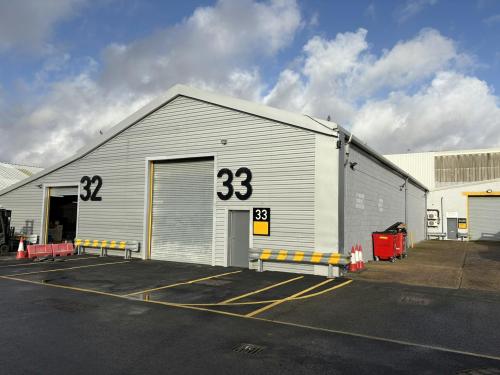 Unit 33, Phoenix Distribution Park, Phoenix Way, Hounslow, TW5