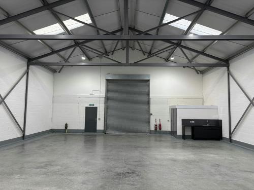 Unit 33, Phoenix Distribution Park, Phoenix Way, Hounslow, TW5