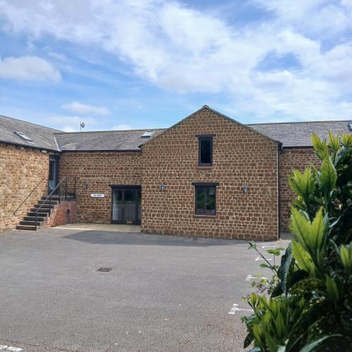 The Stables, Manor Farm Business Park, Appletree Road, Chipping Warden, Banbury, OX17