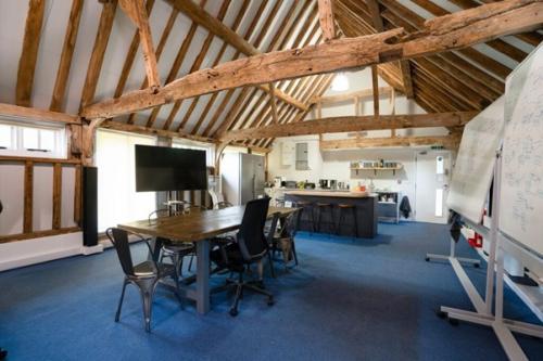 The Old Byre, Peper Harow Estate, Peper Harow, Godalming, GU8